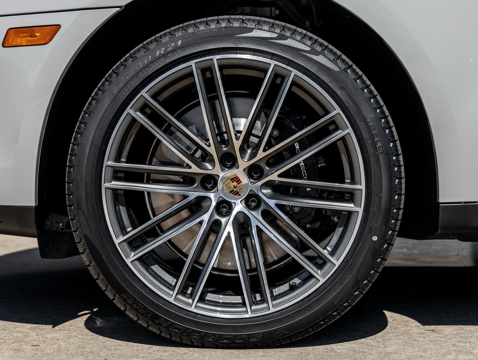 2026 Porsche Macan Macan GTS