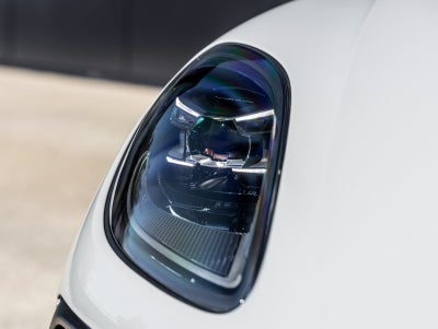 2026 Porsche Macan Macan GTS