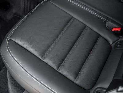 2026 Porsche Macan Macan GTS