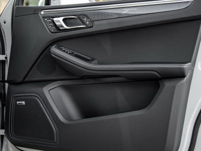 2026 Porsche Macan Macan GTS