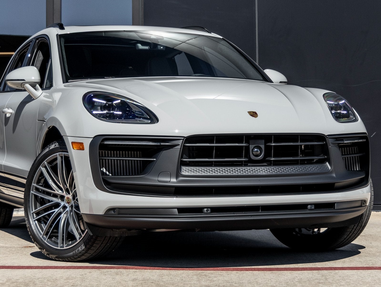 2026 Porsche Macan Macan GTS