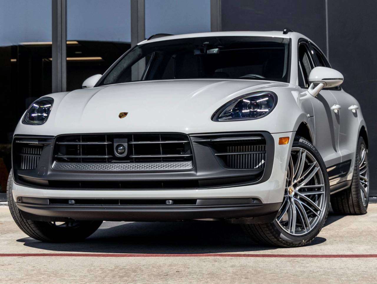 2026 Porsche Macan Macan GTS