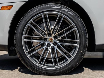 2026 Porsche Macan Macan GTS