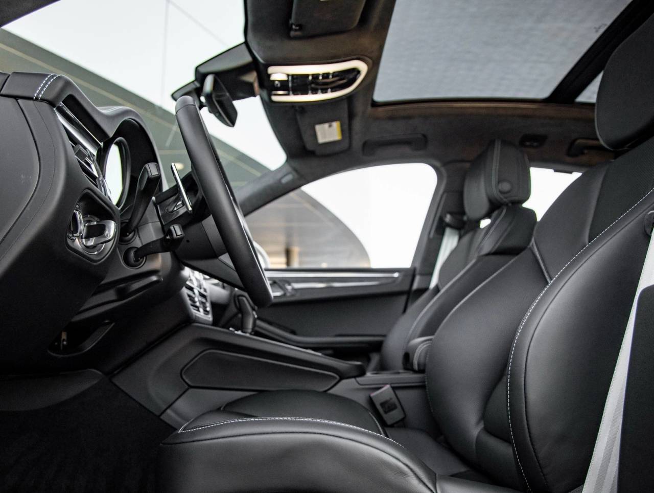 2026 Porsche Macan Macan GTS