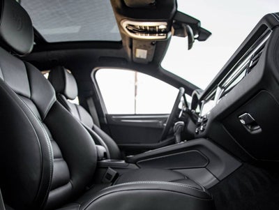 2026 Porsche Macan Macan GTS