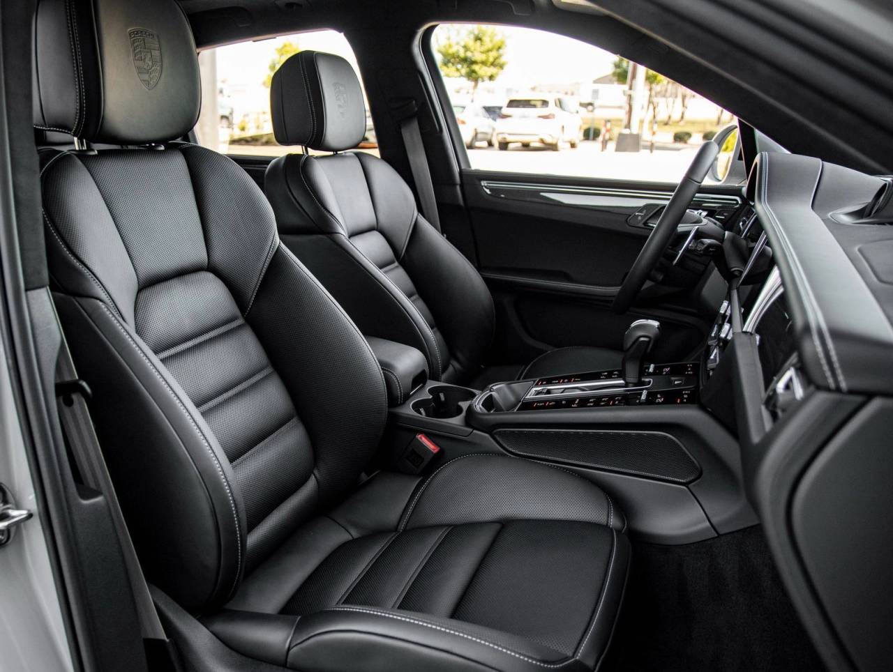 2026 Porsche Macan Macan GTS