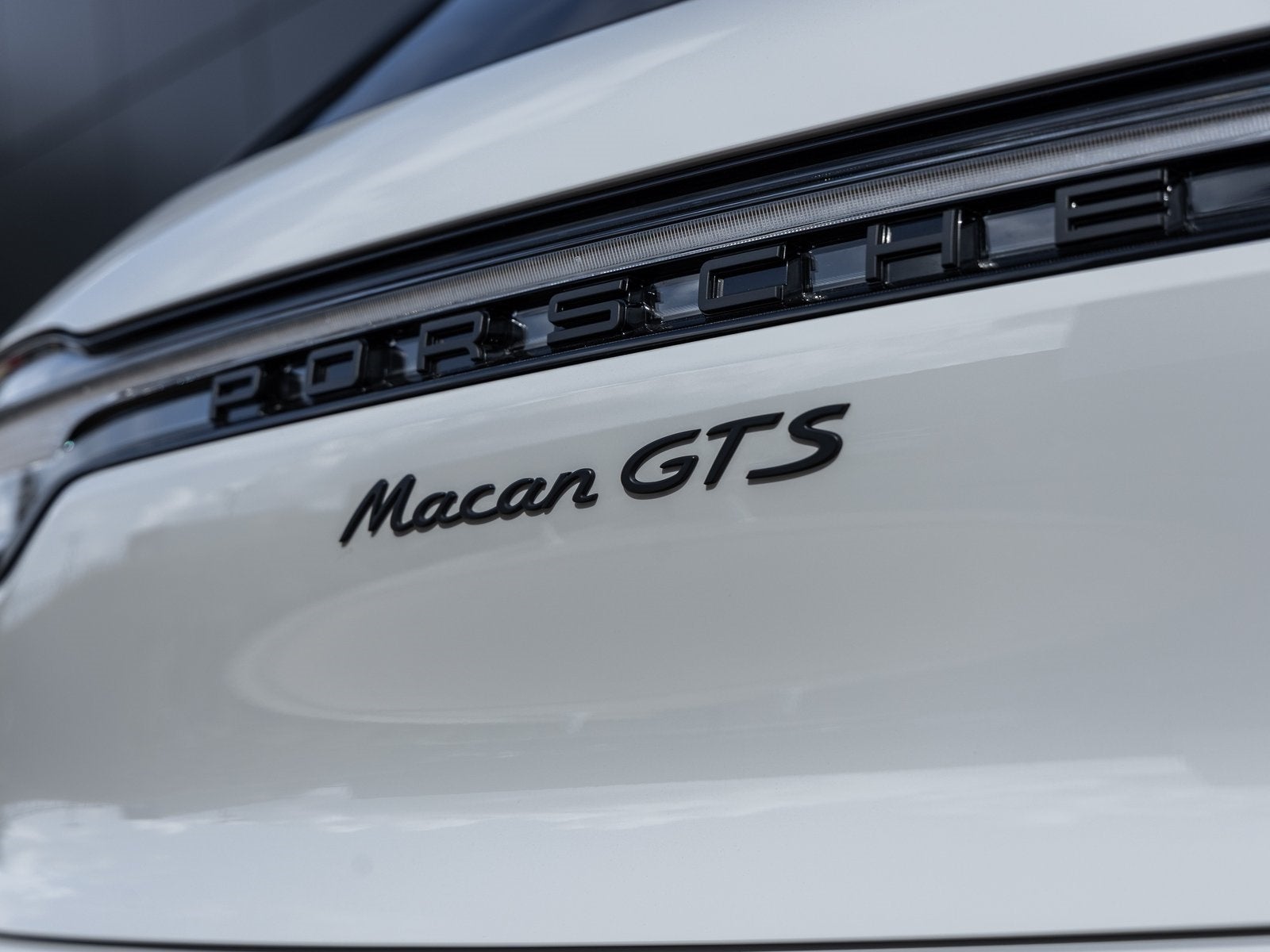 2026 Porsche Macan Macan GTS