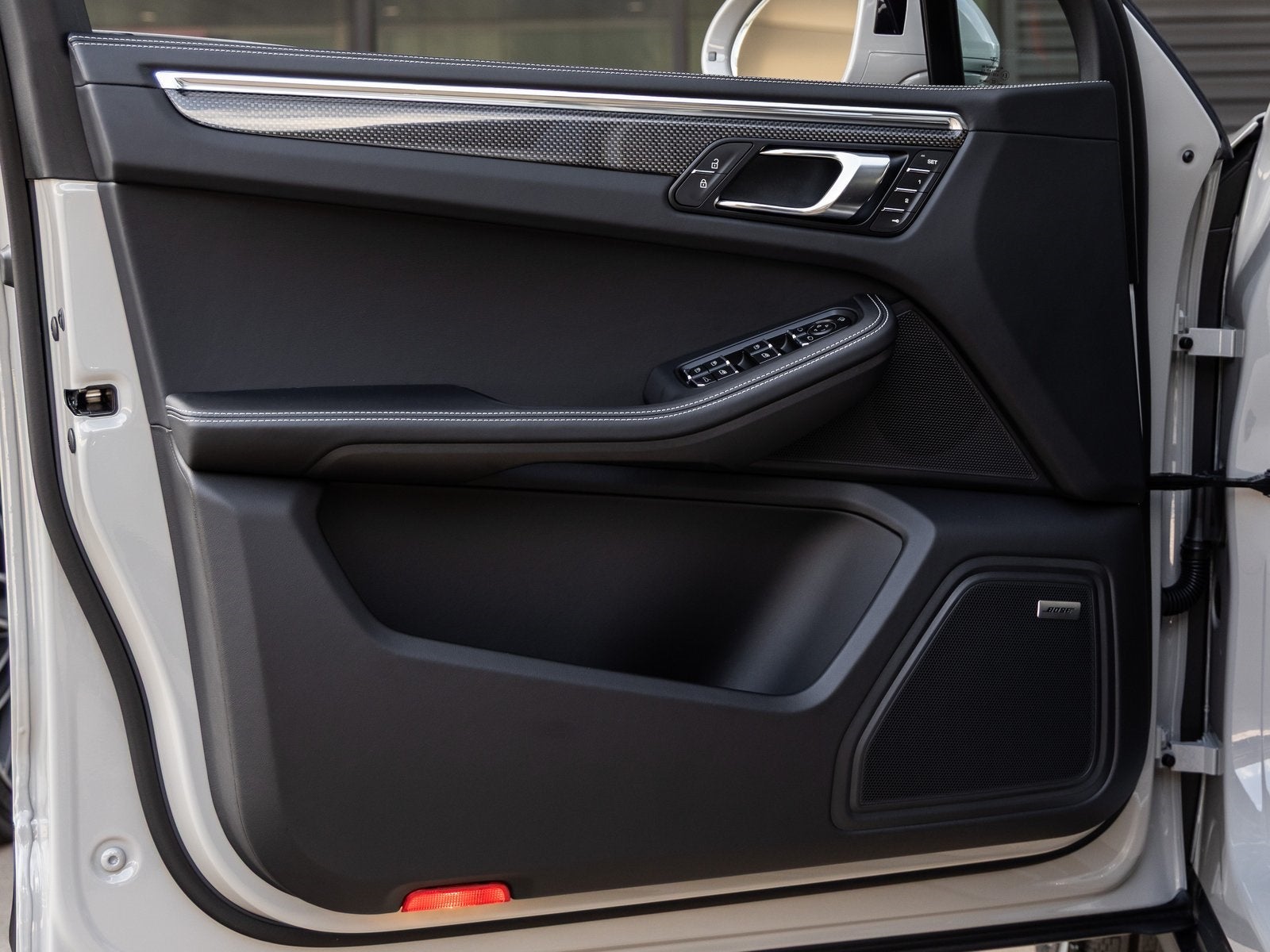 2026 Porsche Macan Macan GTS