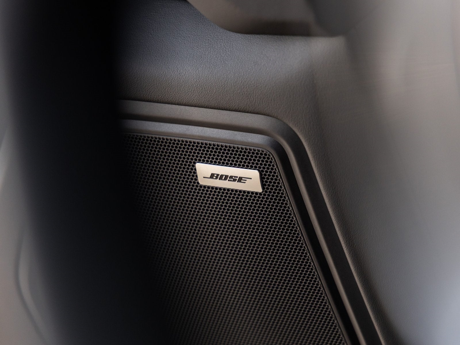 2026 Porsche Macan Macan GTS