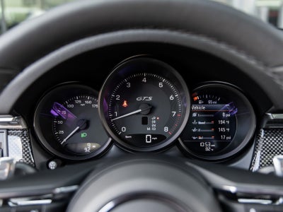 2026 Porsche Macan Macan GTS