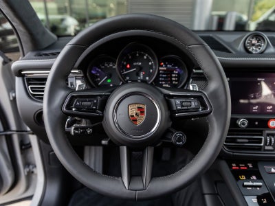 2026 Porsche Macan Macan GTS