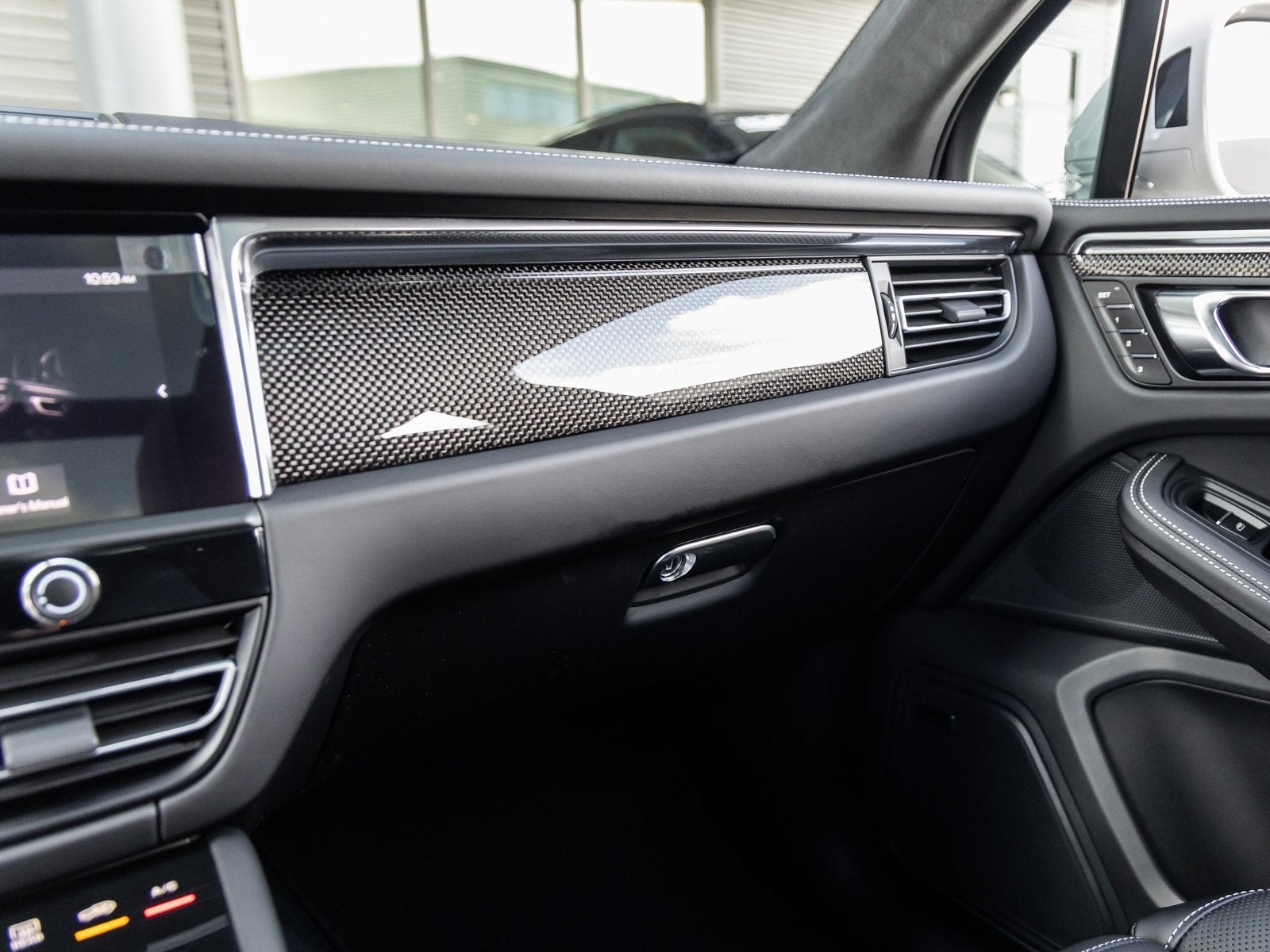 2026 Porsche Macan Macan GTS