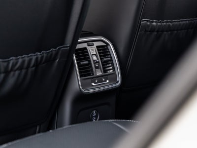 2026 Porsche Macan Macan GTS