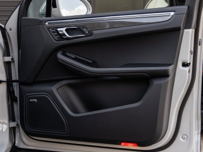 2026 Porsche Macan Macan GTS