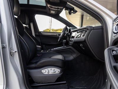 2026 Porsche Macan Macan GTS