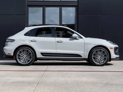 2026 Porsche Macan Macan GTS