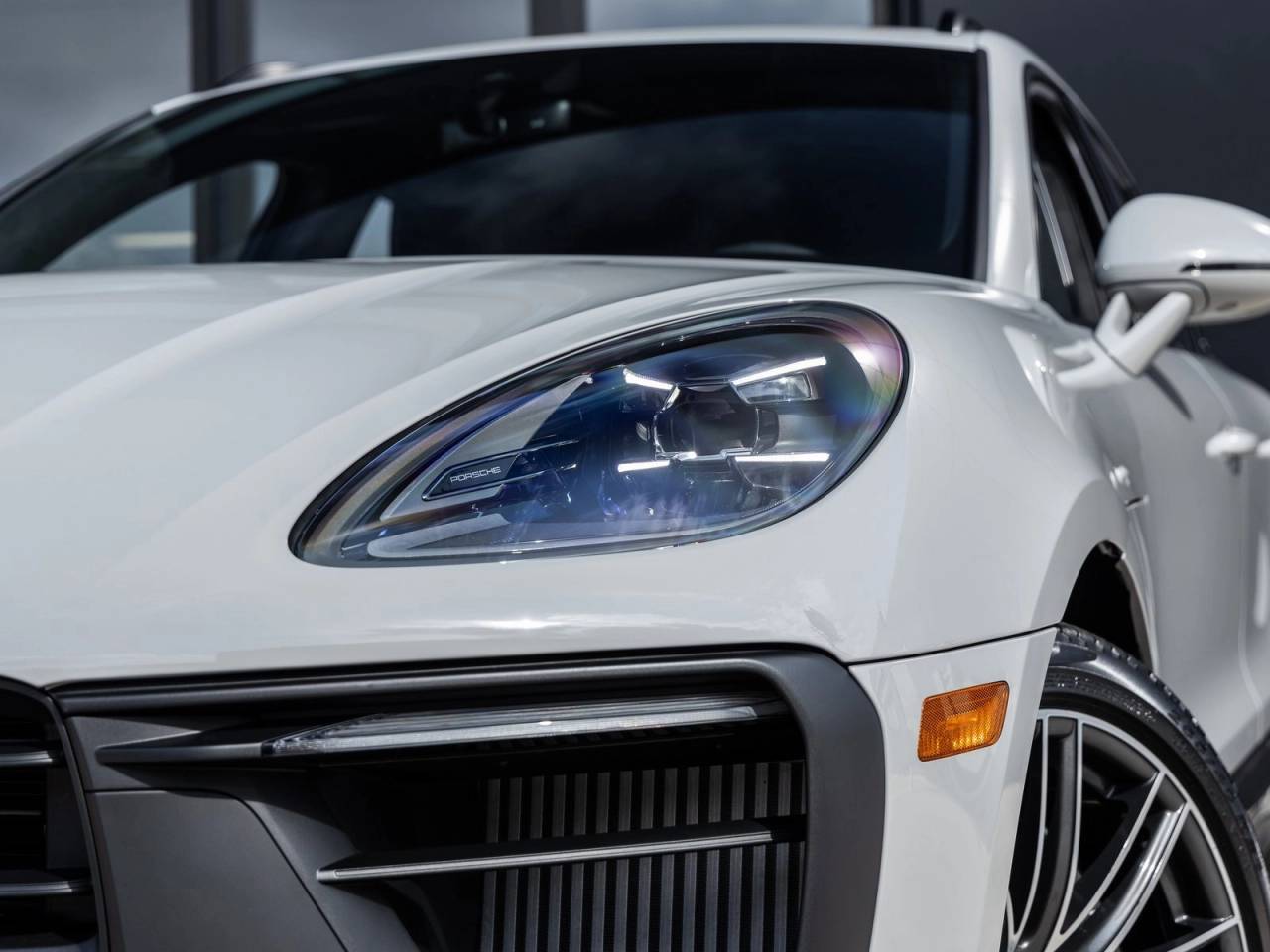 2026 Porsche Macan Macan GTS