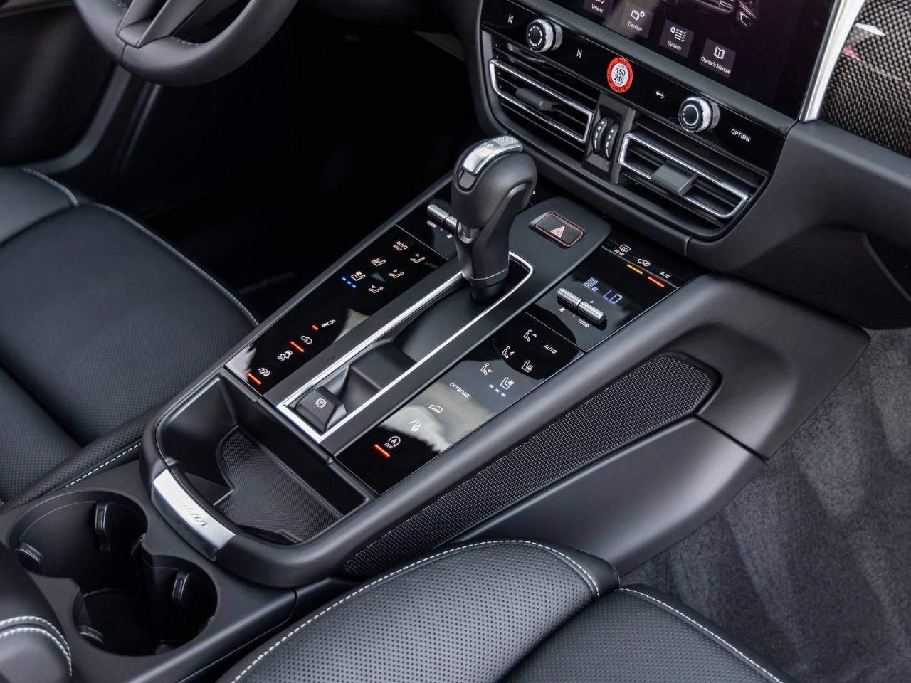 2026 Porsche Macan Macan GTS