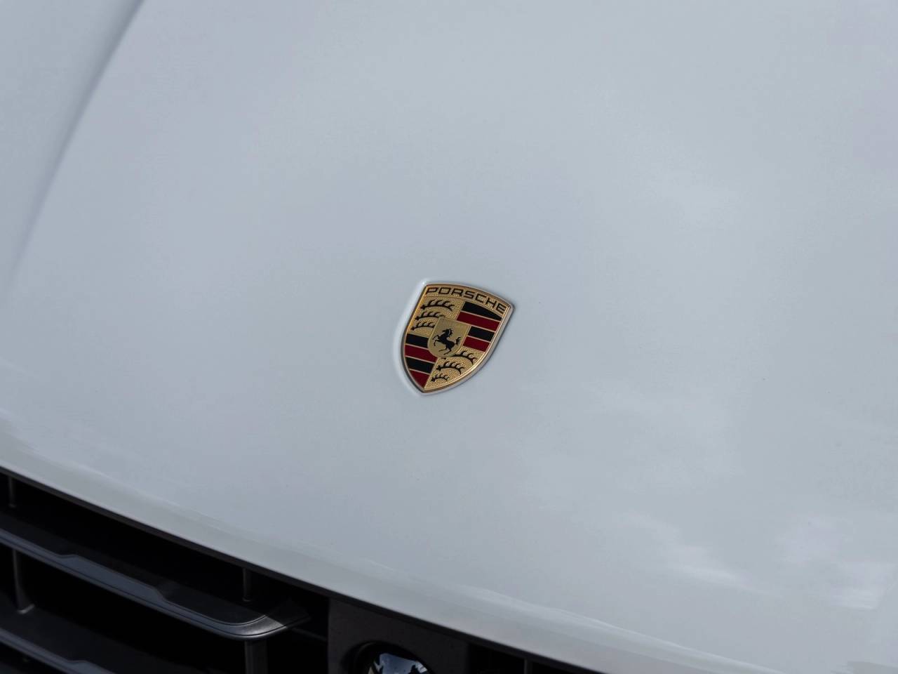 2026 Porsche Macan Macan GTS