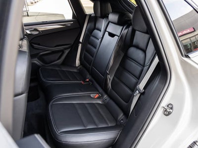 2026 Porsche Macan Macan GTS