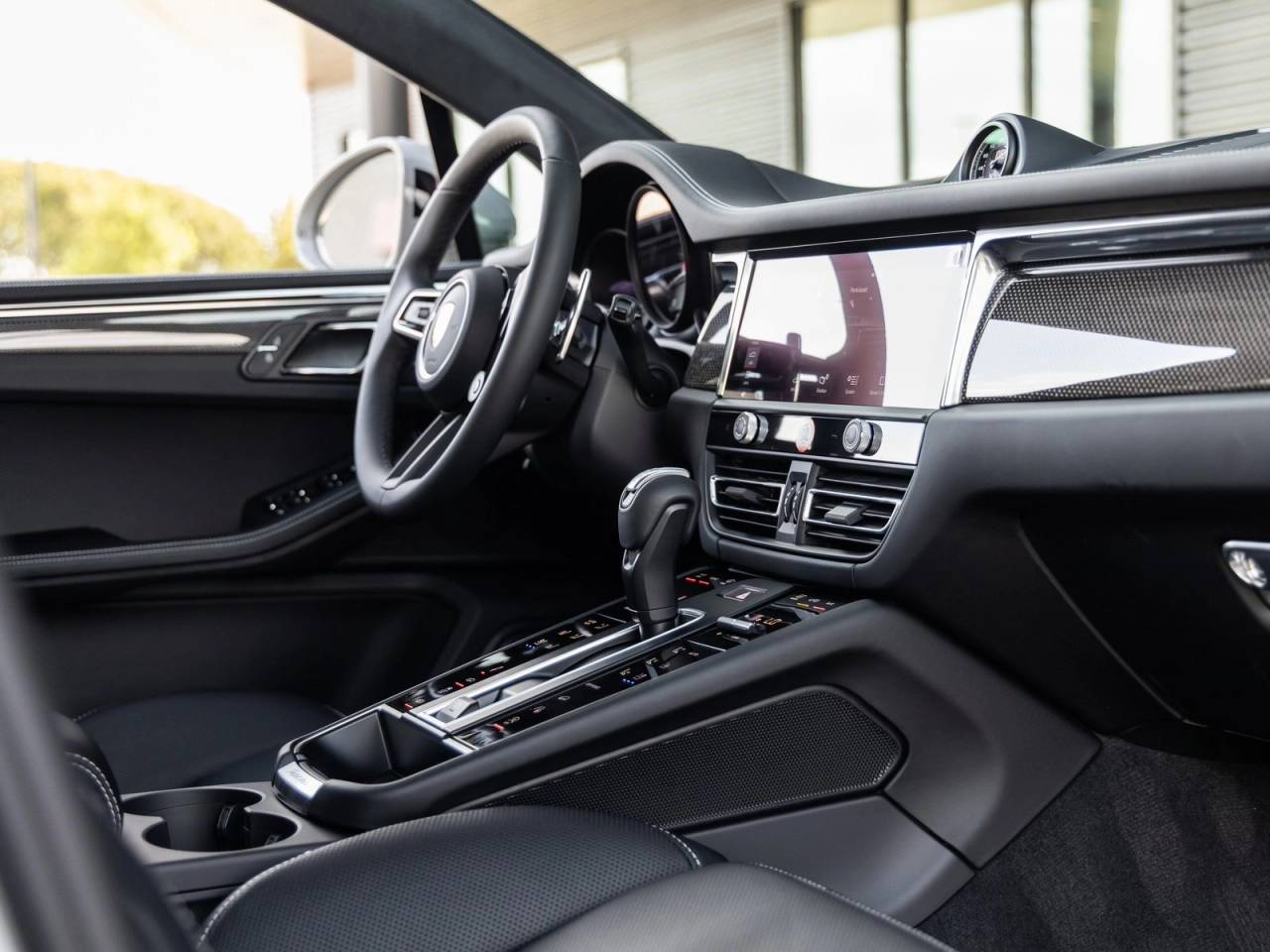 2026 Porsche Macan Macan GTS