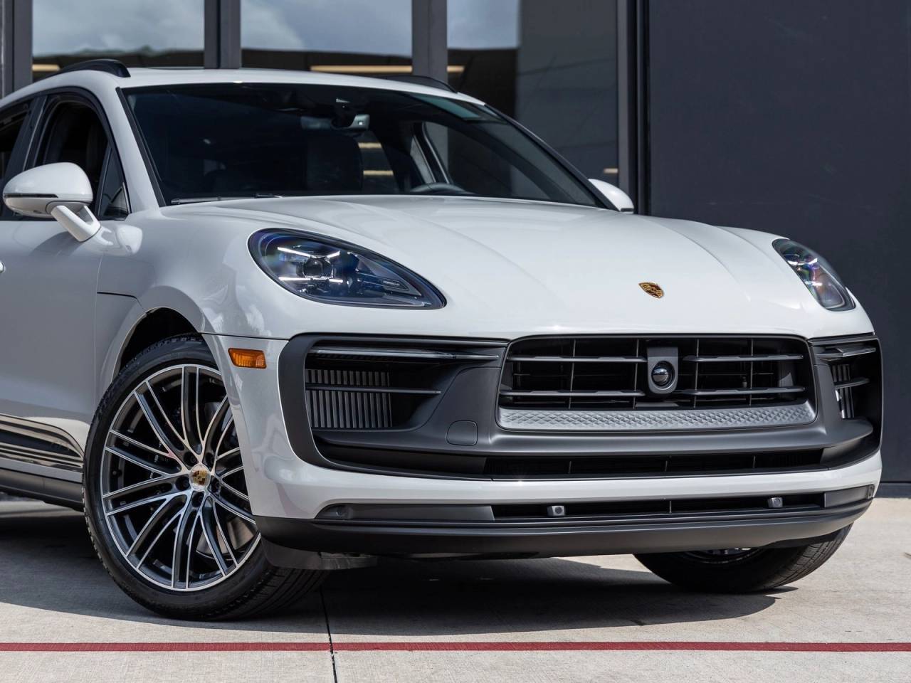 2026 Porsche Macan Macan GTS