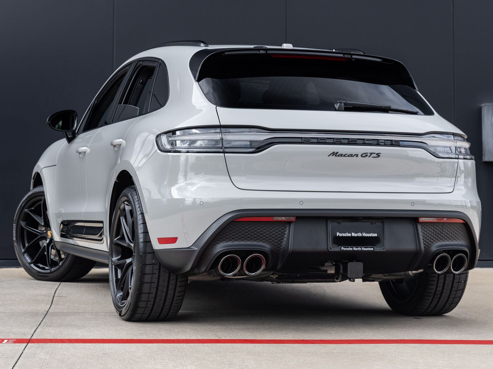 2026 Porsche Macan GTS