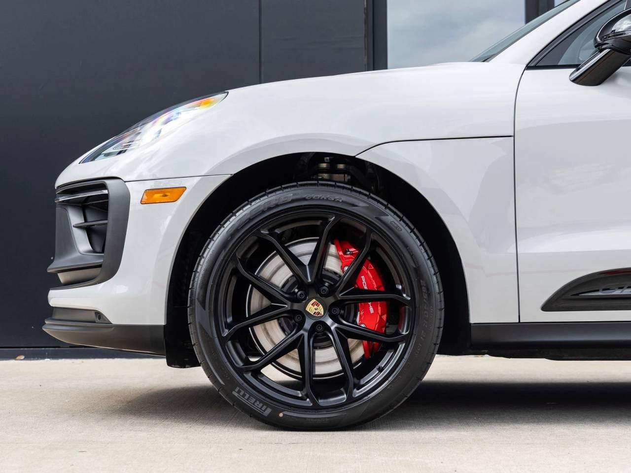 2026 Porsche Macan GTS