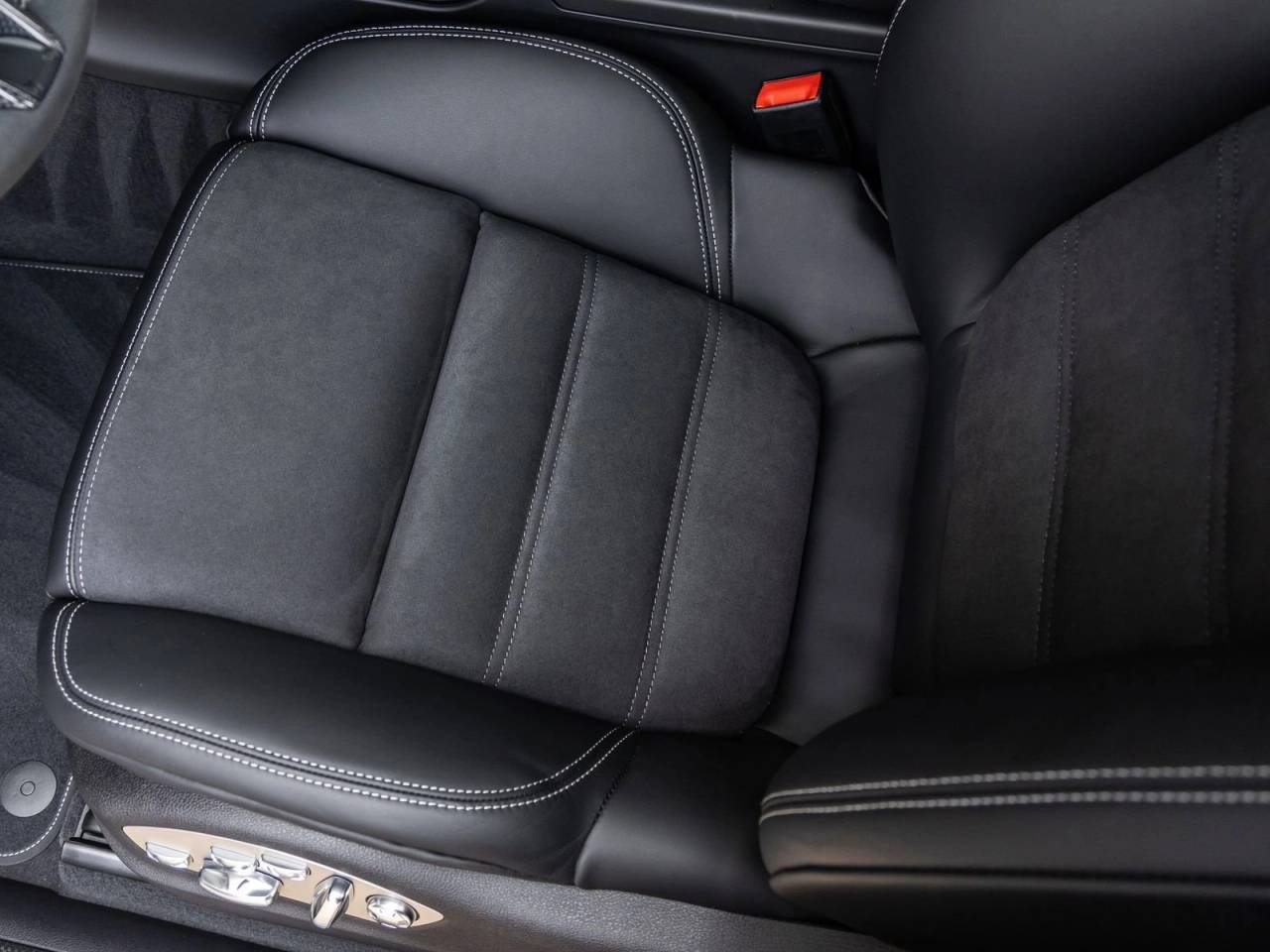 2026 Porsche Macan GTS