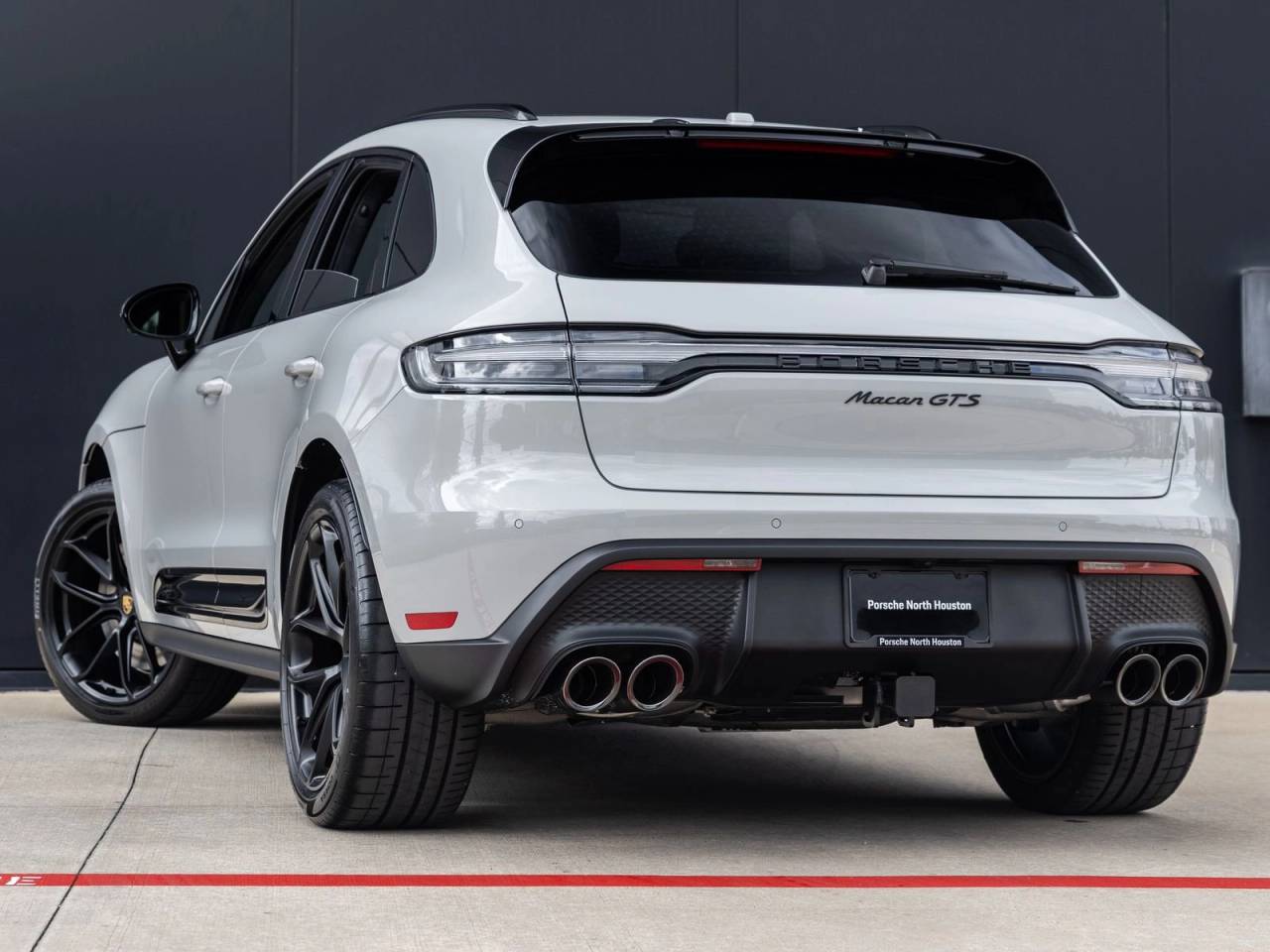 2026 Porsche Macan GTS