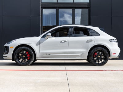 2026 Porsche Macan Macan GTS
