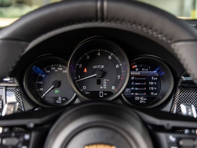2026 Porsche Macan Macan GTS