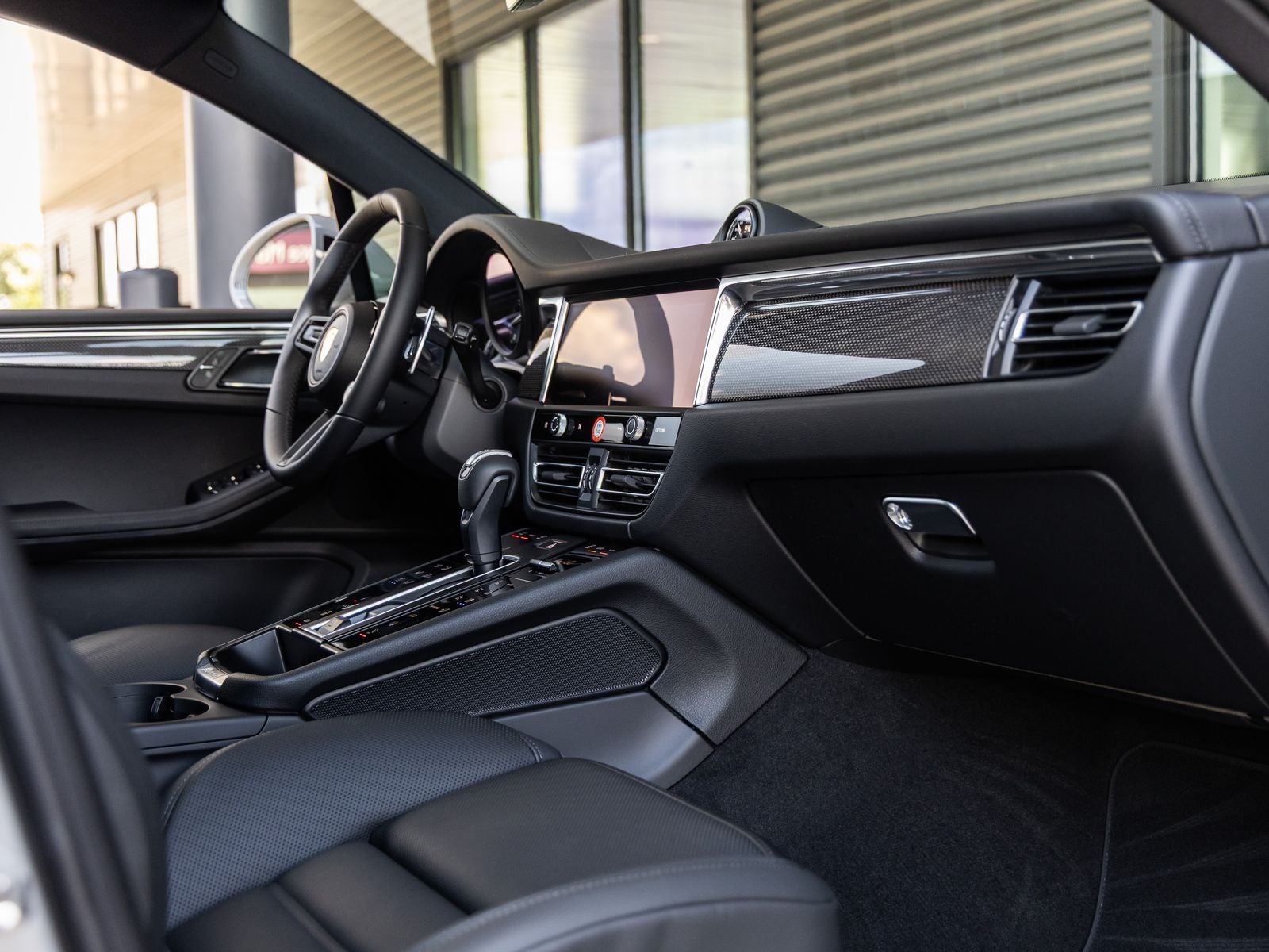 2026 Porsche Macan Macan GTS