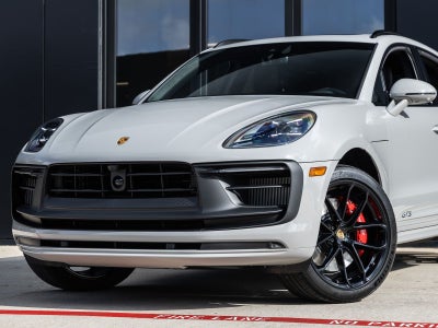 2026 Porsche Macan Macan GTS