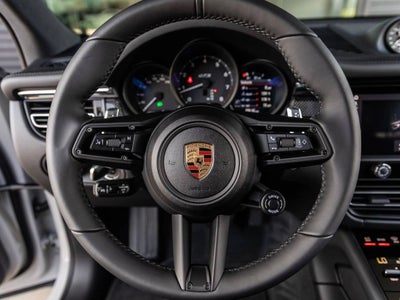 2026 Porsche Macan Macan GTS