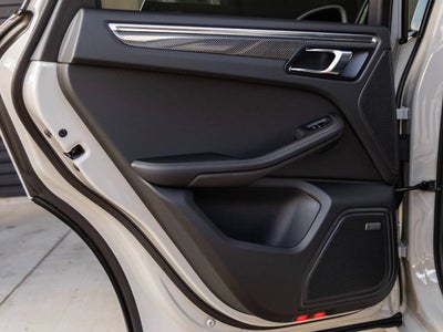 2026 Porsche Macan Macan GTS