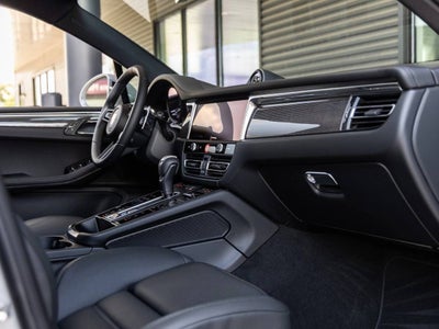 2026 Porsche Macan Macan GTS