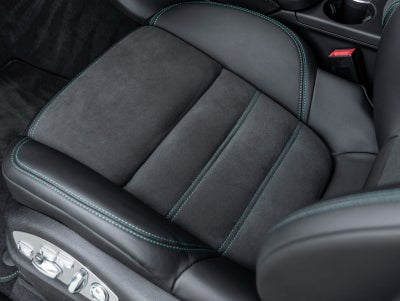 2026 Porsche Macan Macan GTS