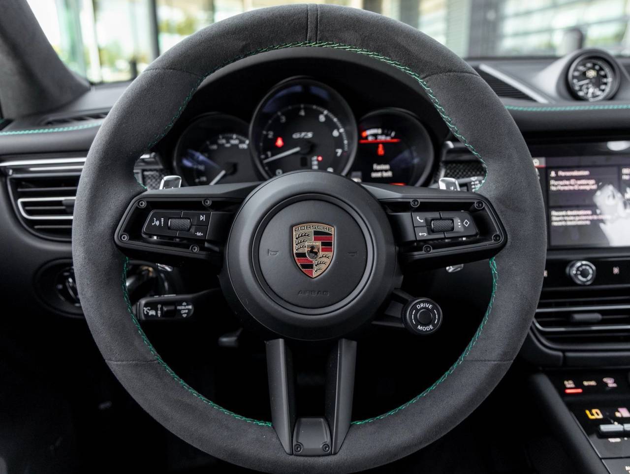 2026 Porsche Macan Macan GTS