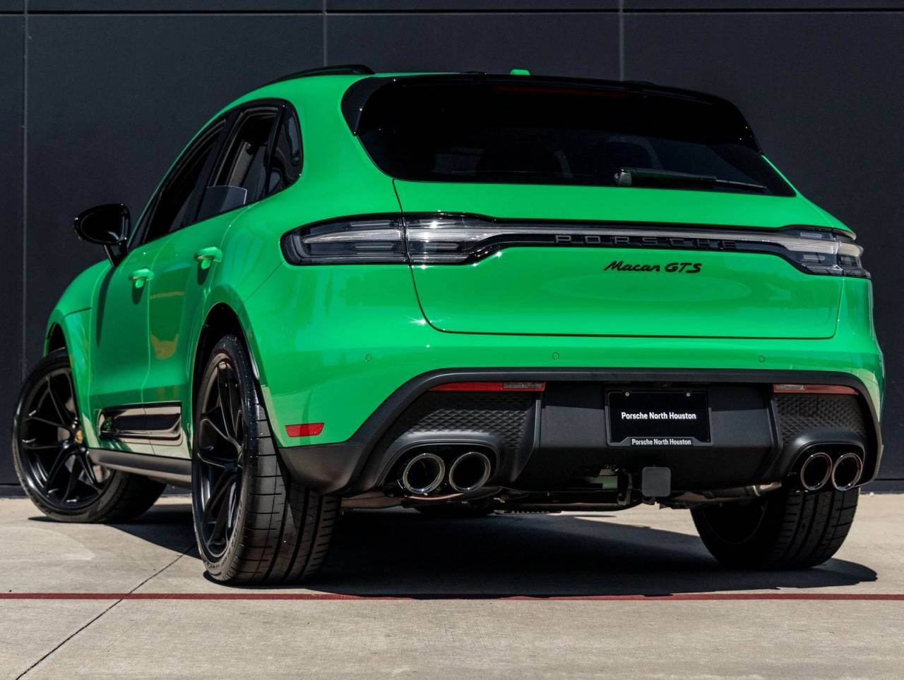 2026 Porsche Macan Macan GTS