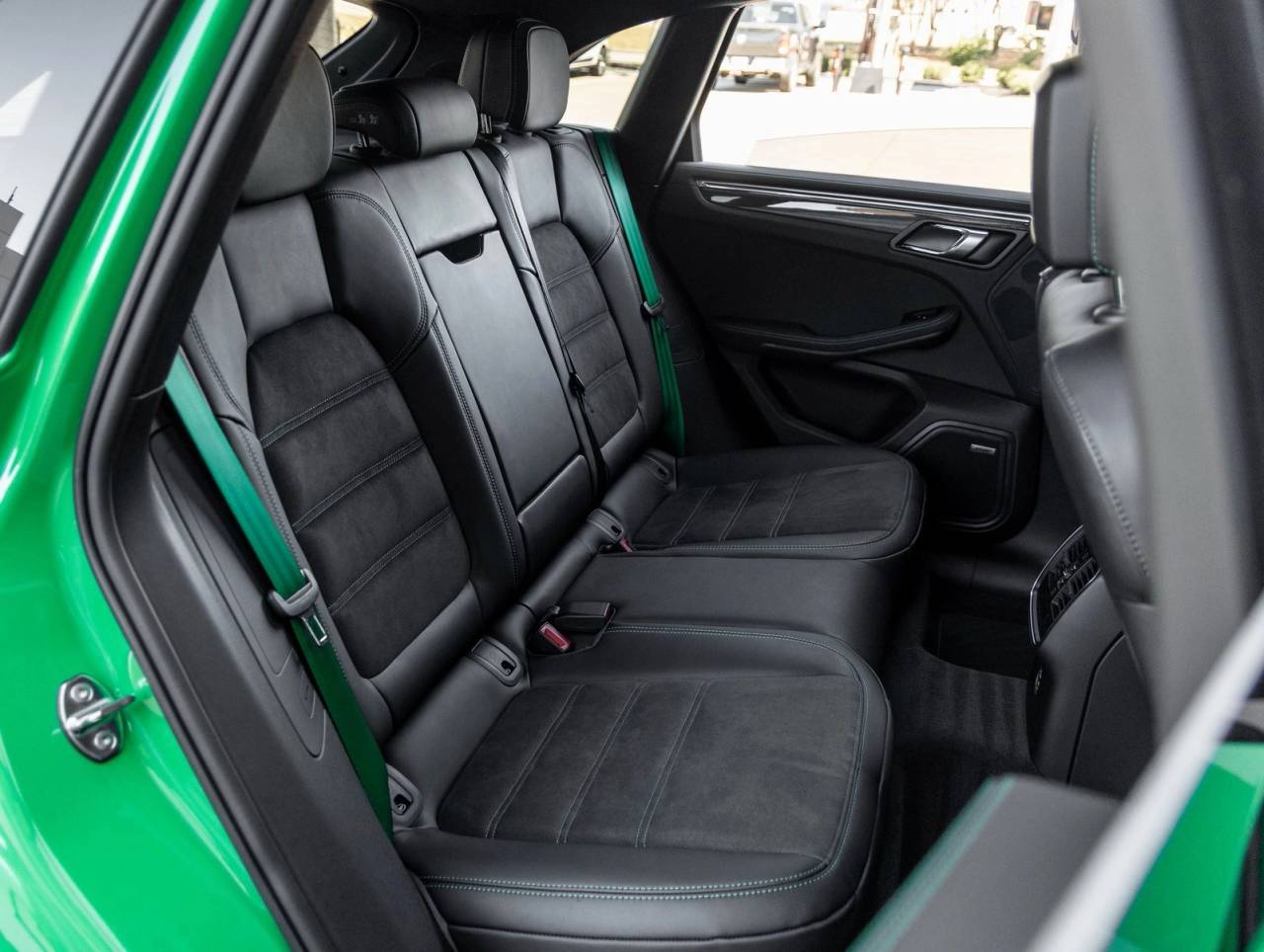 2026 Porsche Macan Macan GTS