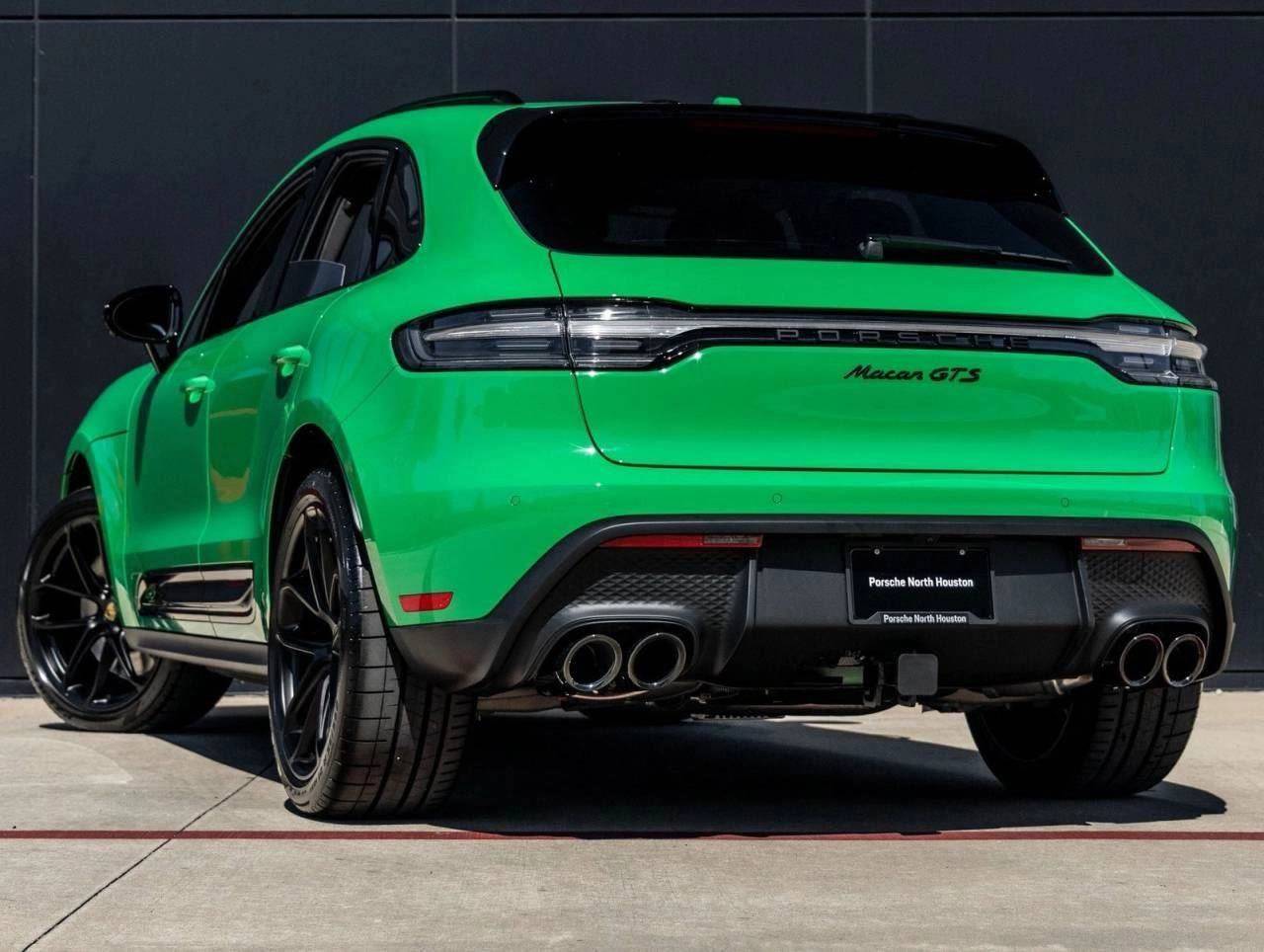 2026 Porsche Macan Macan GTS