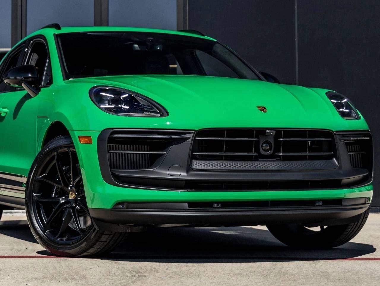 2026 Porsche Macan Macan GTS