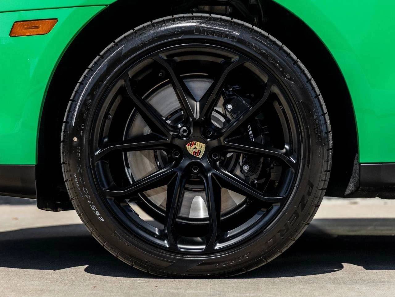 2026 Porsche Macan Macan GTS