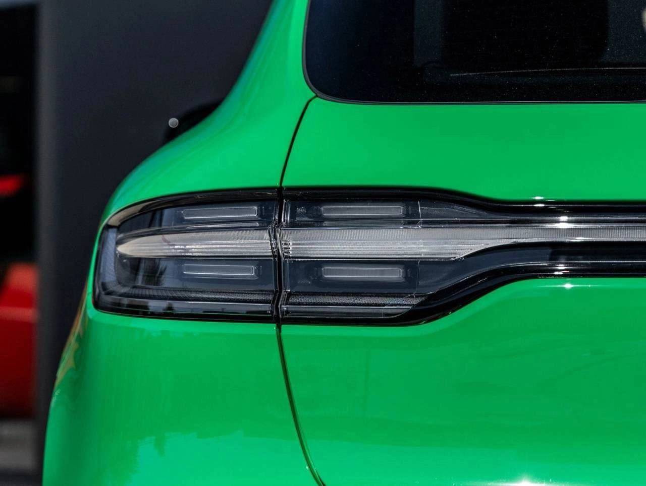 2026 Porsche Macan Macan GTS