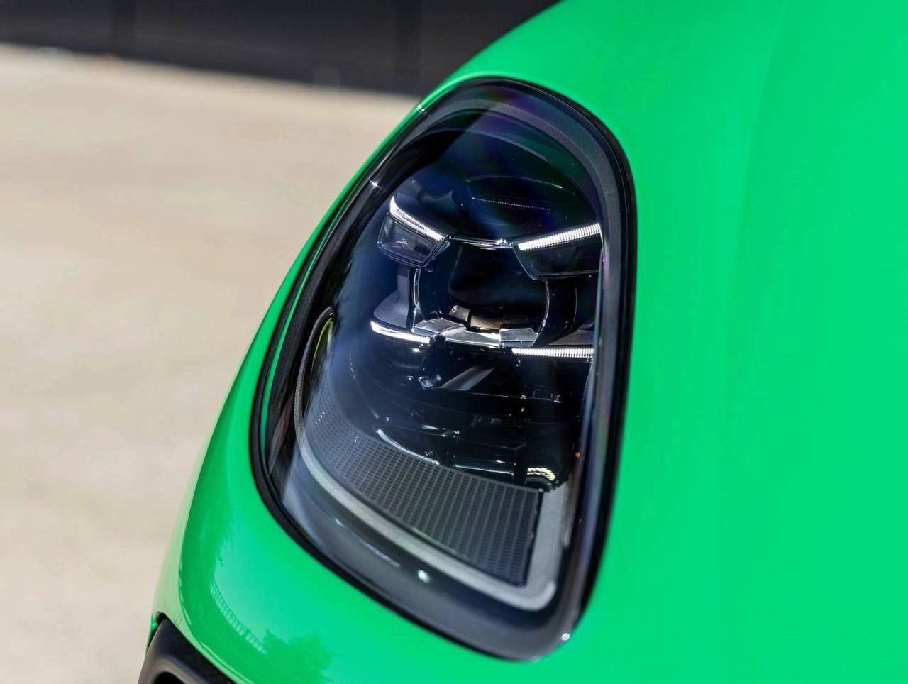 2026 Porsche Macan Macan GTS