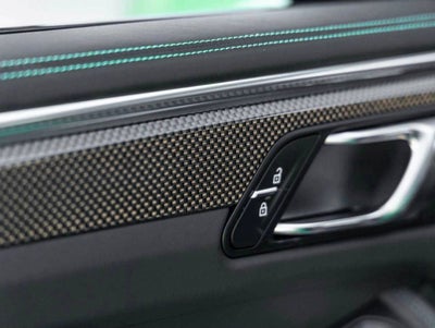 2026 Porsche Macan Macan GTS