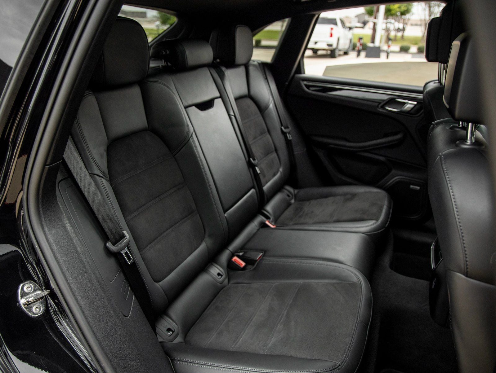 2023 Porsche Macan GTS