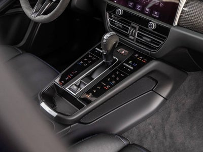 2026 Porsche Macan GTS