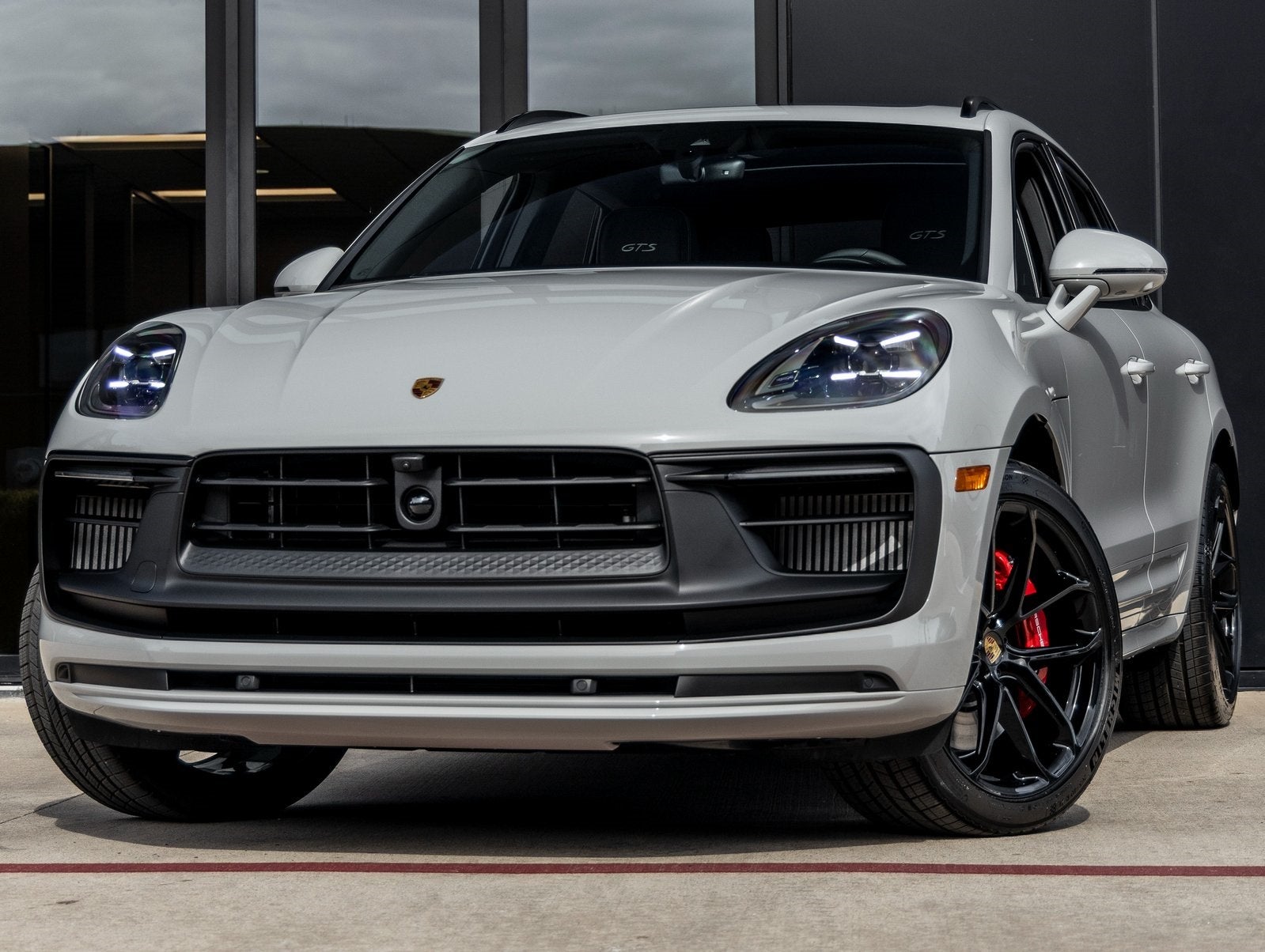 2026 Porsche Macan Macan GTS